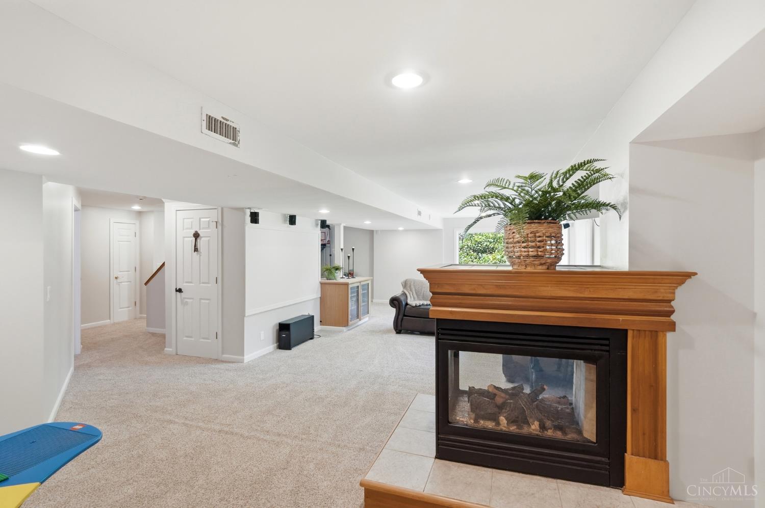 8096 Wycliffe Drive