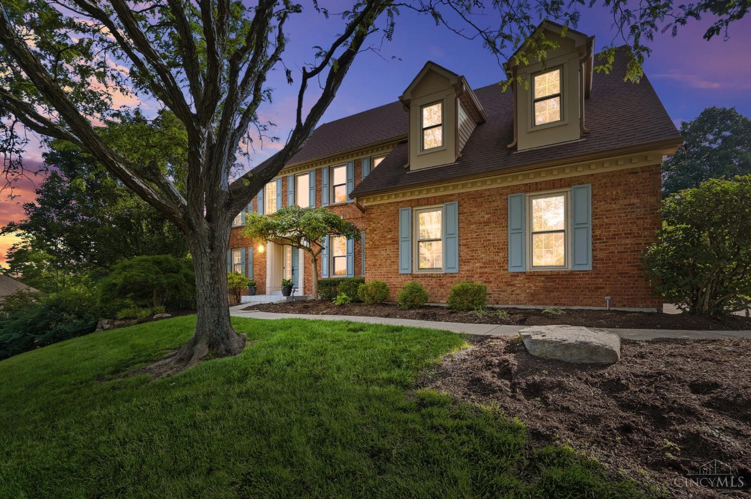 8096 Wycliffe Drive