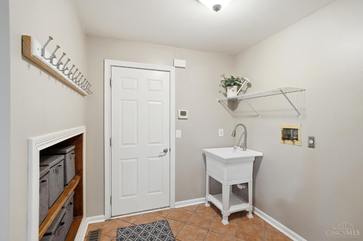 8096 Wycliffe Drive