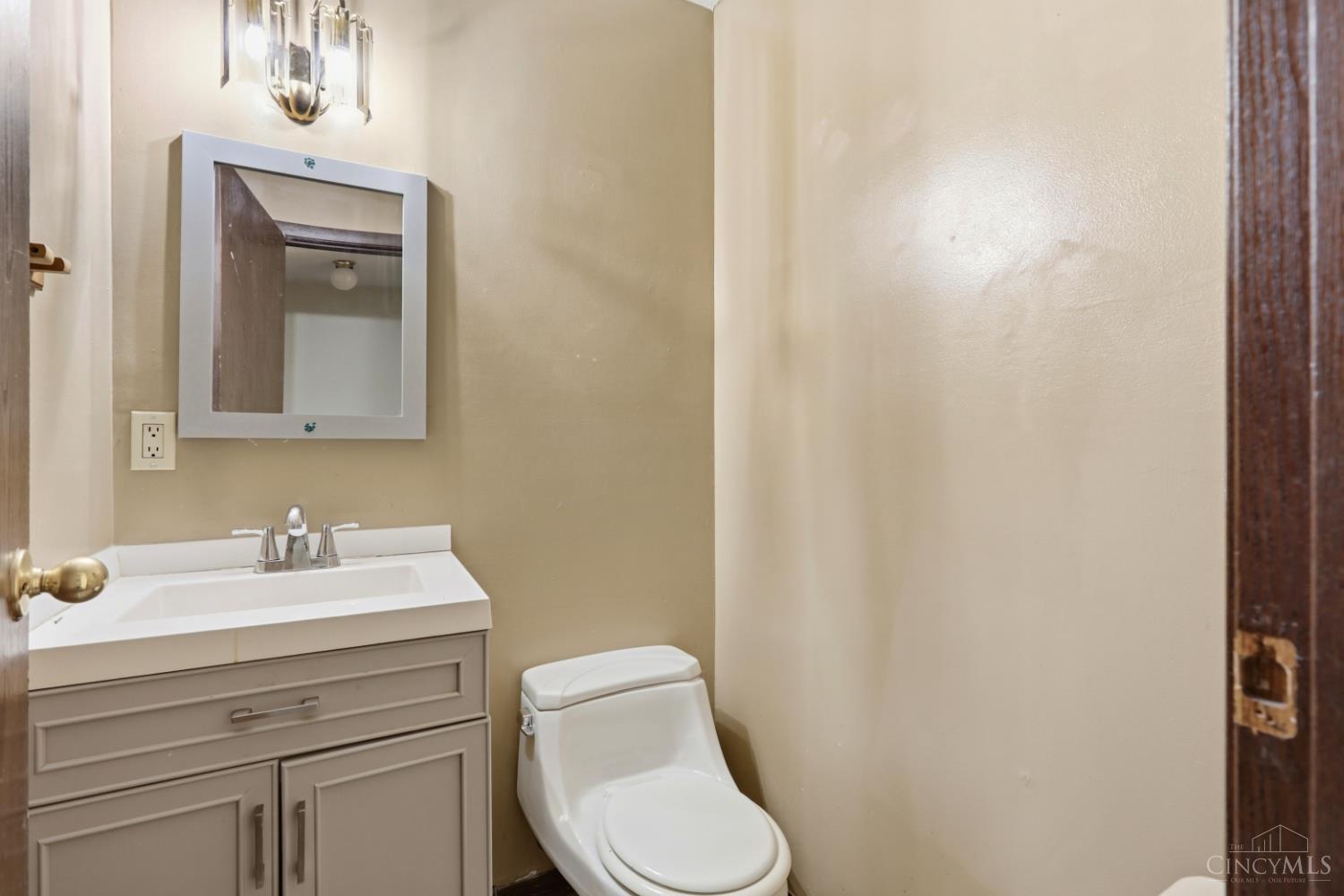 4150 Mount Carmel Tobasco Road 596