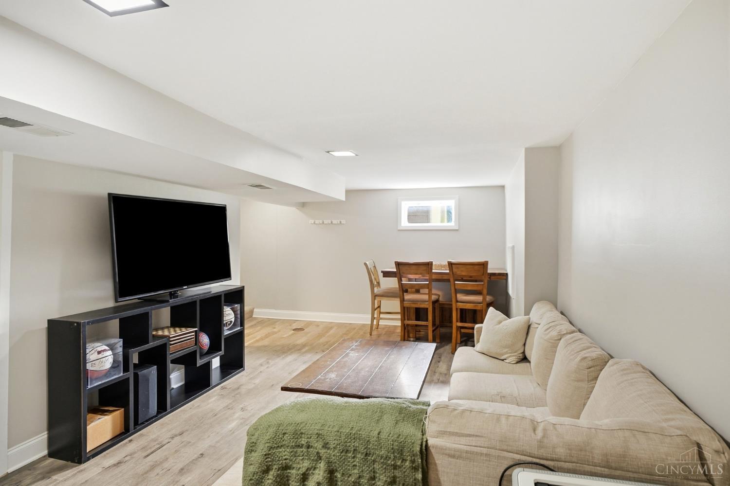 2 Clertoma Drive