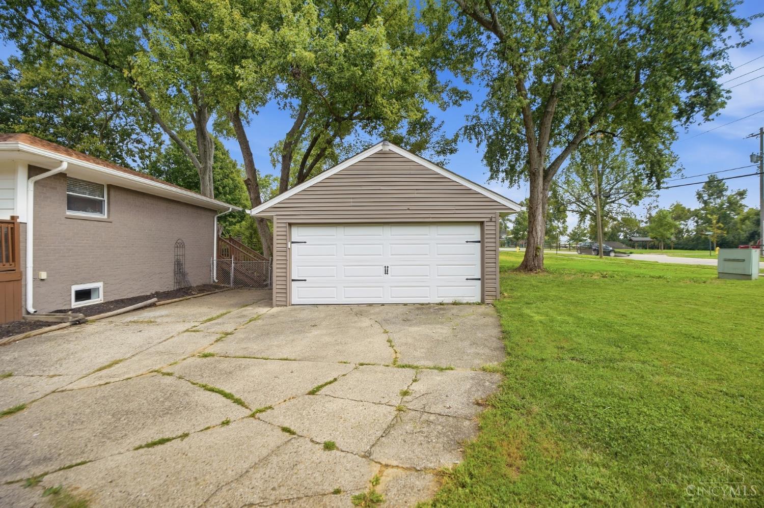 2 Clertoma Drive