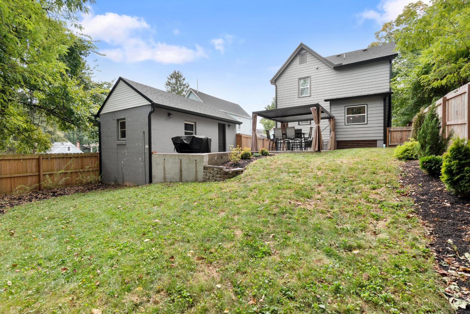 4610 Winona Terrace