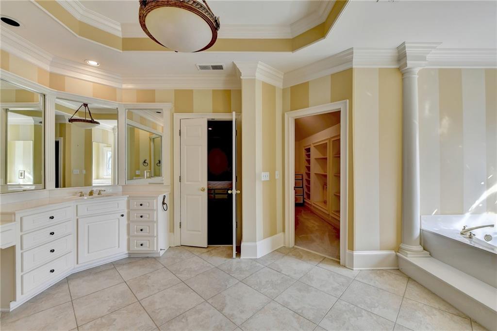 3010 Sugarloaf Club Drive