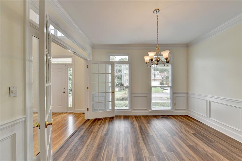 3182 Oaktree Court