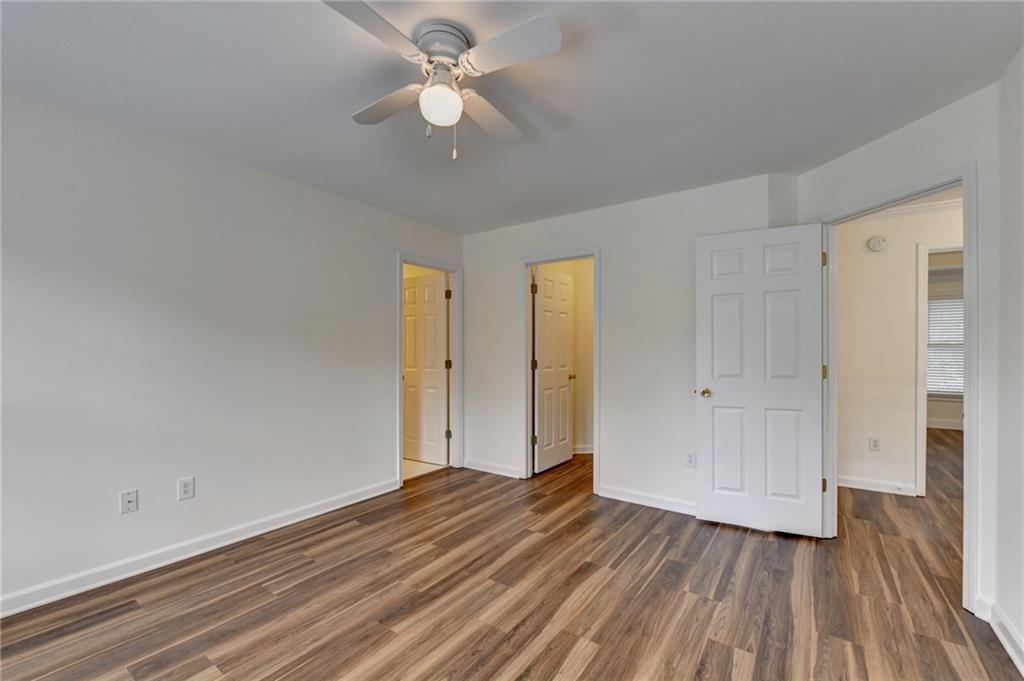 3182 Oaktree Court