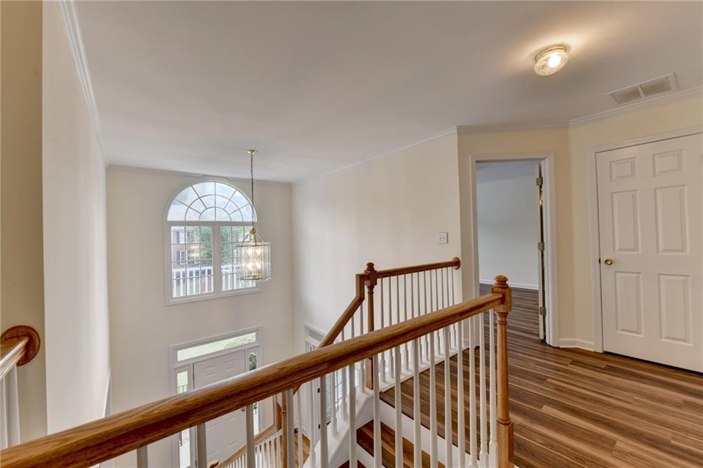3182 Oaktree Court