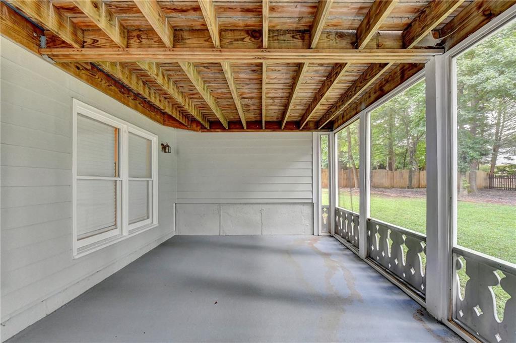 3182 Oaktree Court