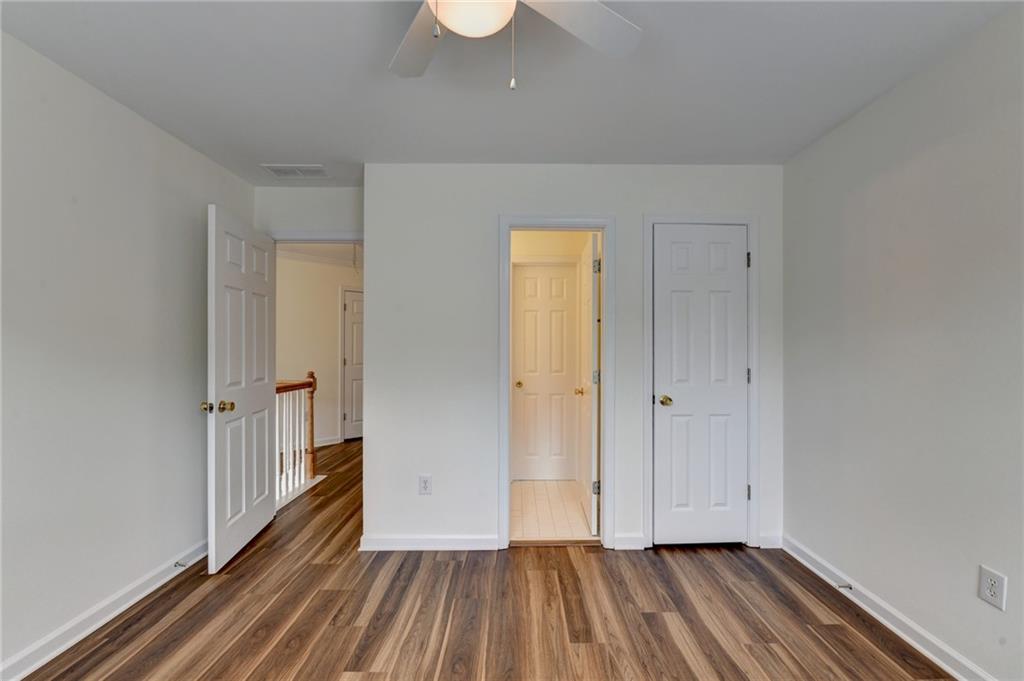3182 Oaktree Court