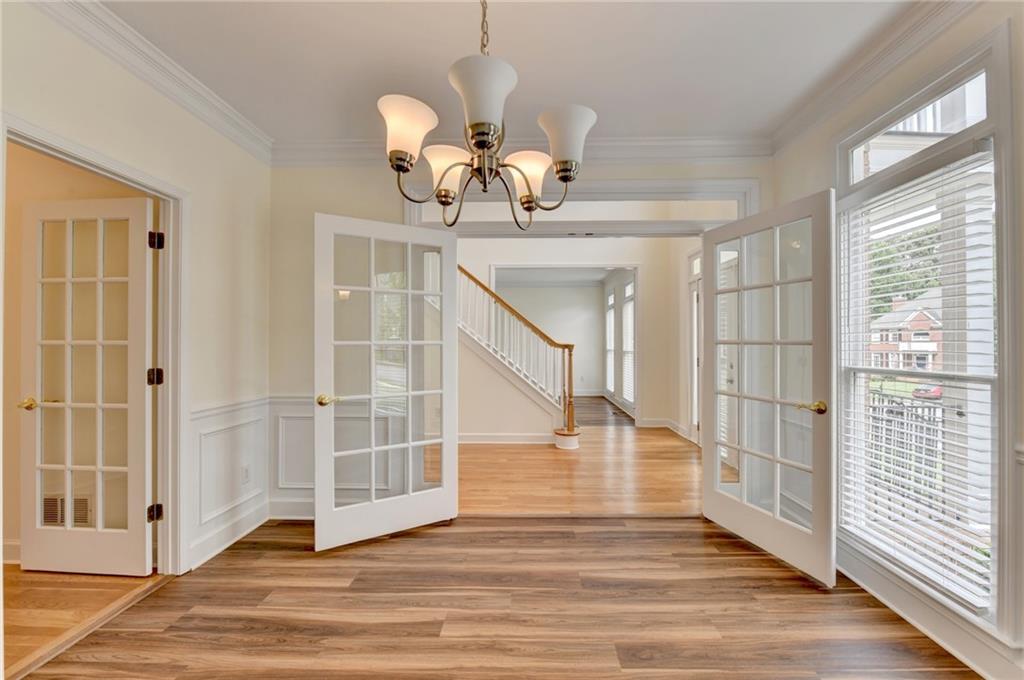 3182 Oaktree Court