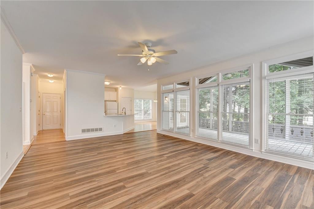 3182 Oaktree Court