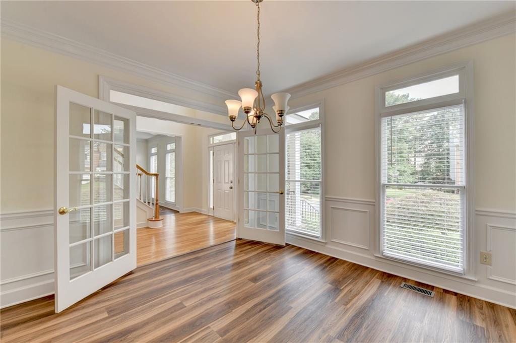 3182 Oaktree Court