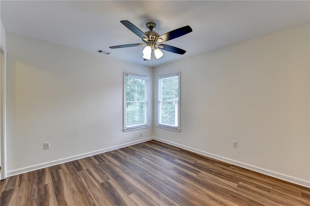 3182 Oaktree Court