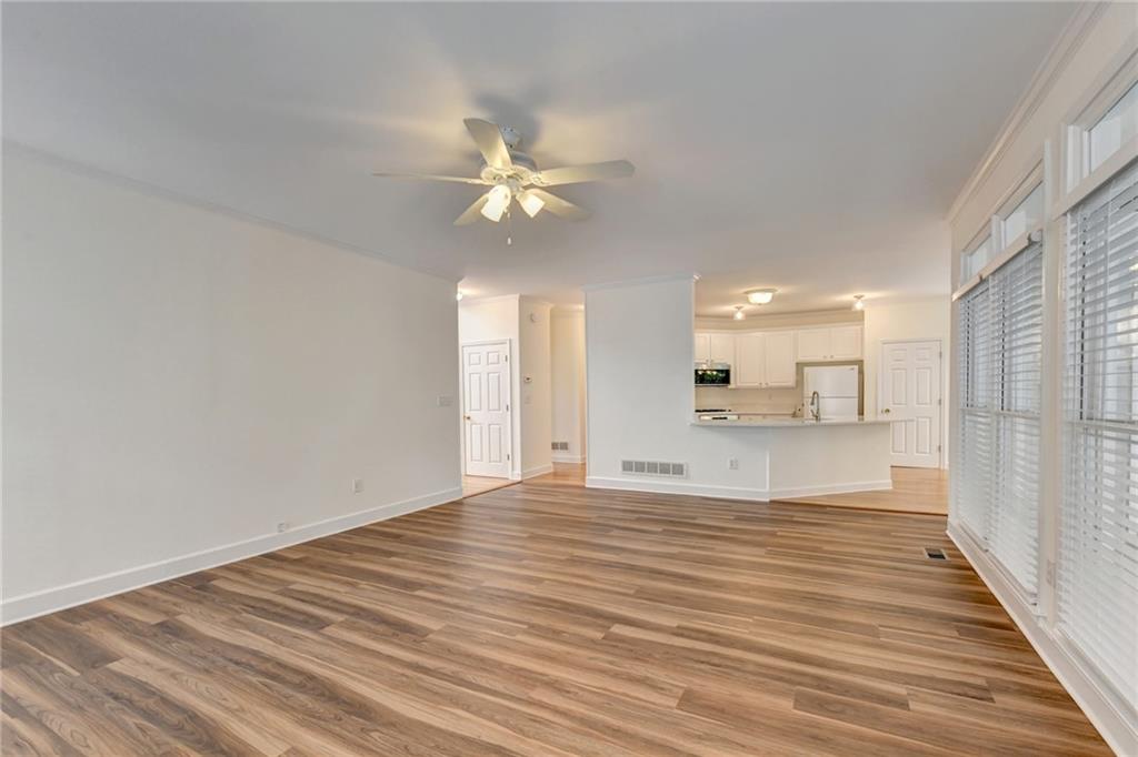 3182 Oaktree Court