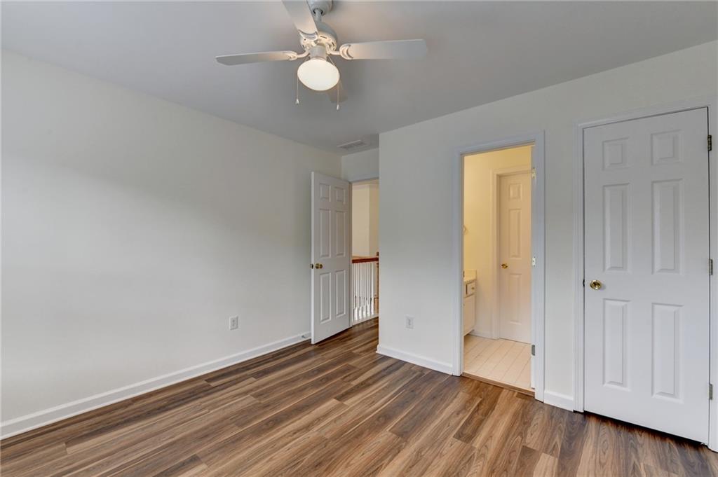 3182 Oaktree Court