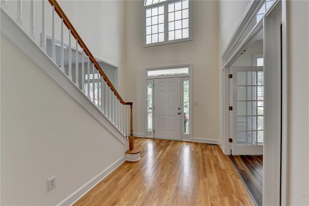 3182 Oaktree Court