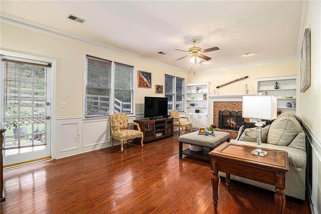 11145 Linbrook Lane
