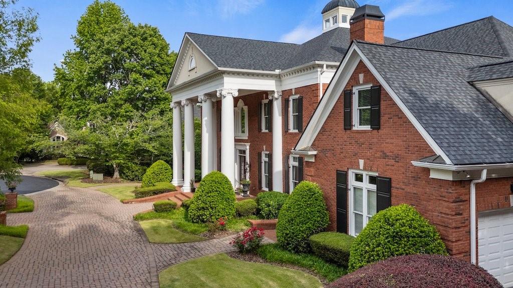 1075 Carnoustie Lane