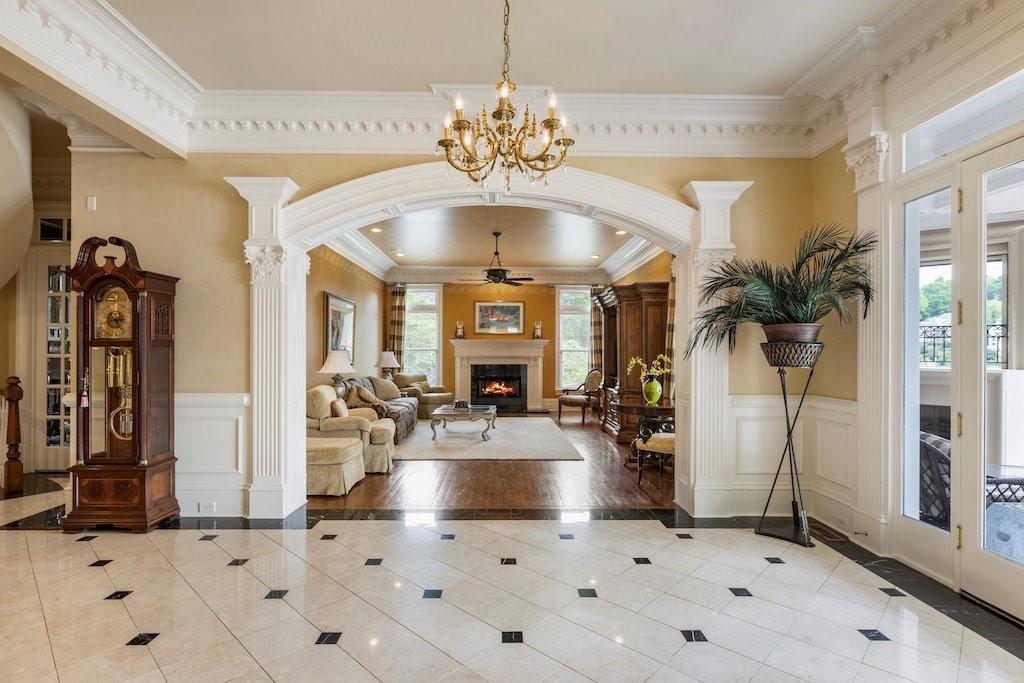 1075 Carnoustie Lane