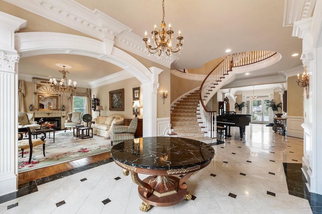 1075 Carnoustie Lane