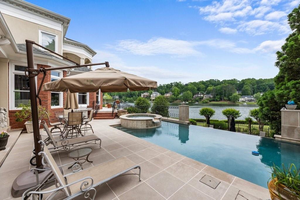 1075 Carnoustie Lane