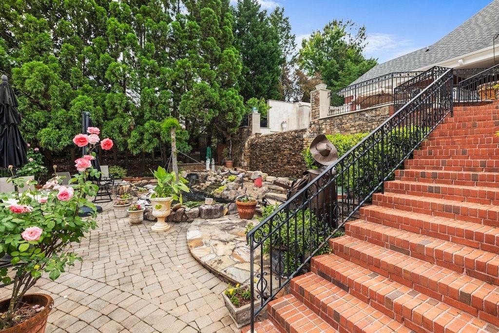 1075 Carnoustie Lane