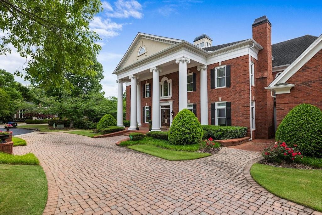 1075 Carnoustie Lane