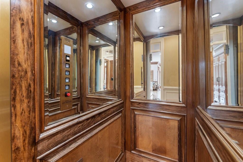 1075 Carnoustie Lane