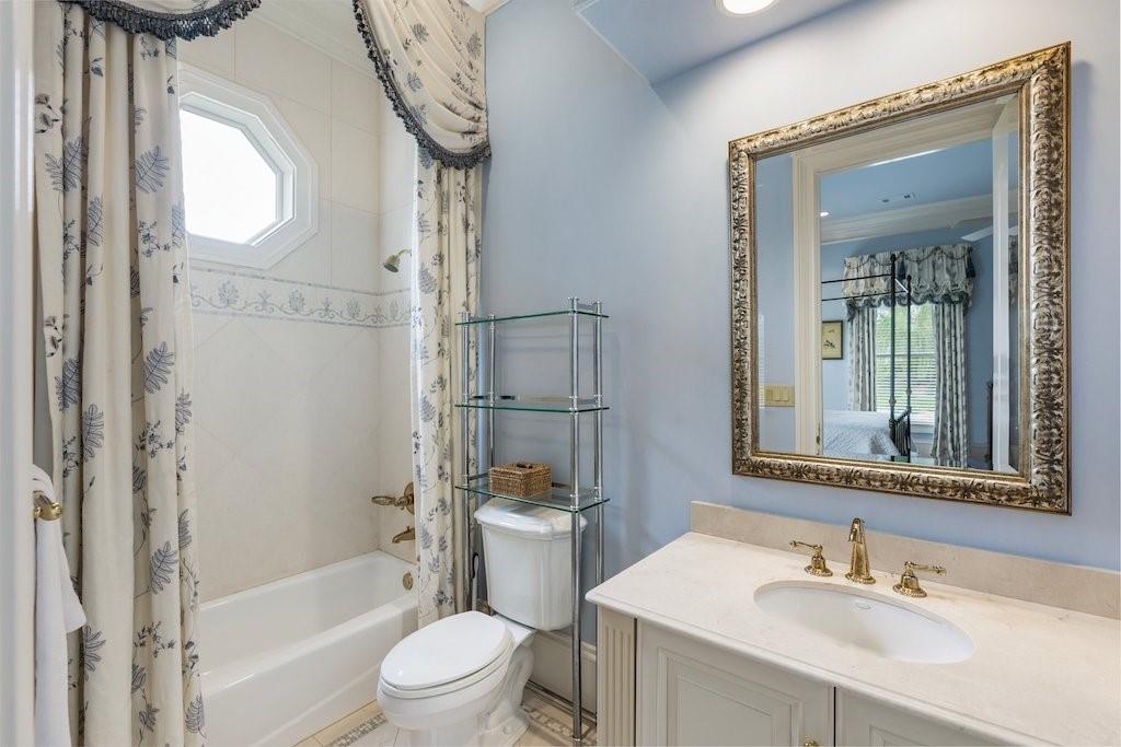 1075 Carnoustie Lane