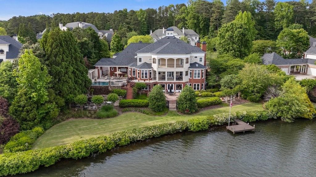 1075 Carnoustie Lane