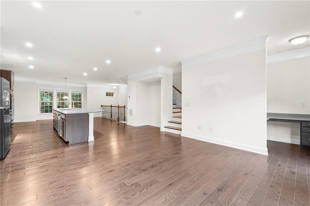 2166 Rock Creek Park
