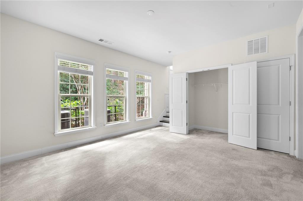 2166 Rock Creek Park