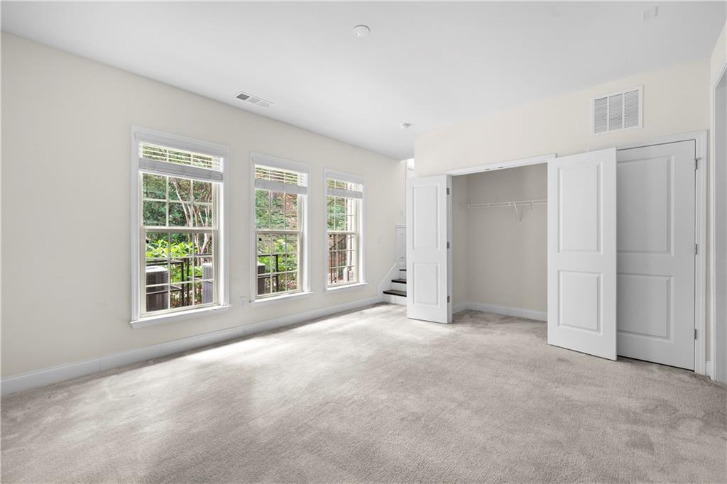 2166 Rock Creek Park
