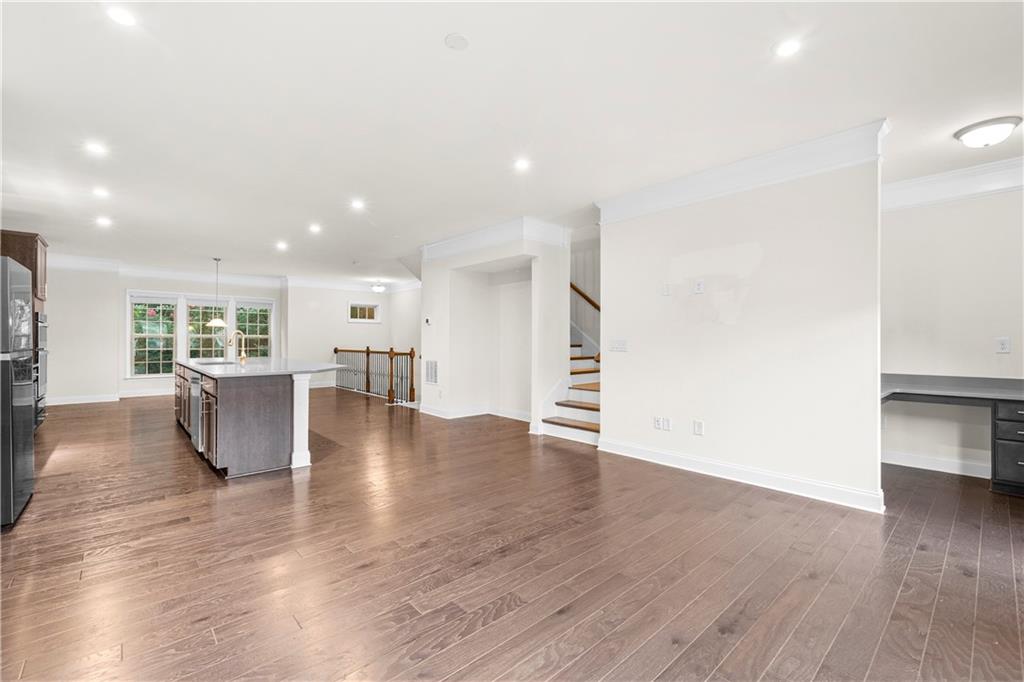 2166 Rock Creek Park