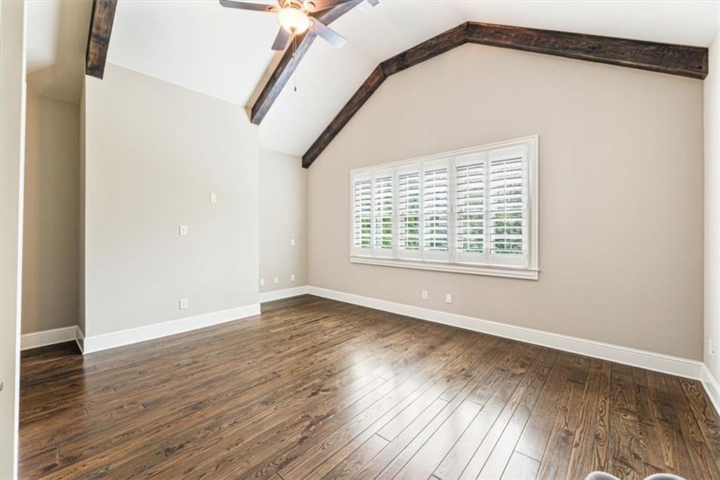 3225 W Paces Park Court NW