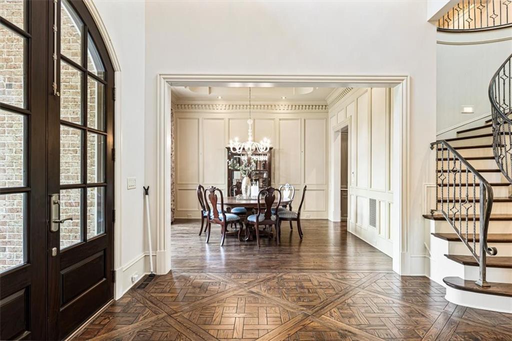 3225 W Paces Park Court NW