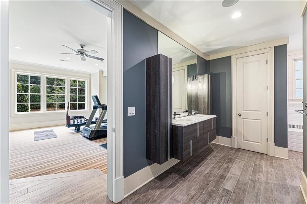 3225 W Paces Park Court NW