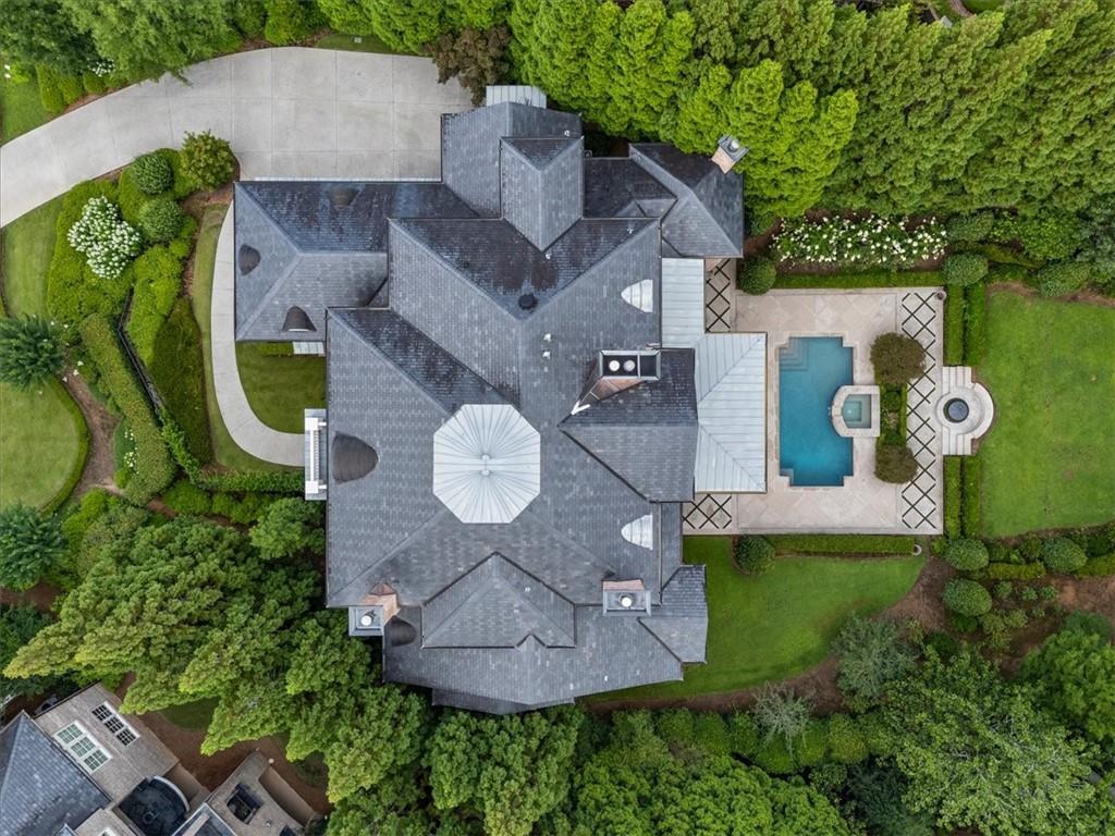 3225 W Paces Park Court NW