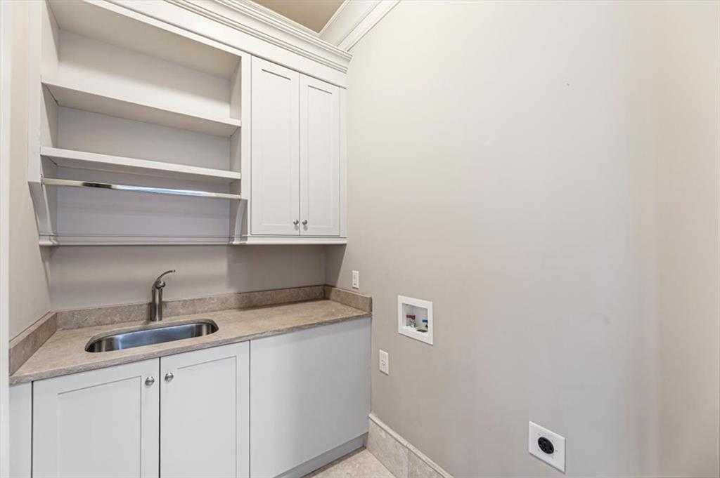 3225 W Paces Park Court NW