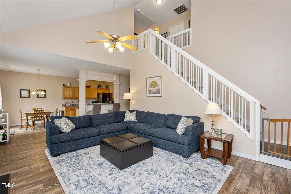 8120 Willowglen Drive