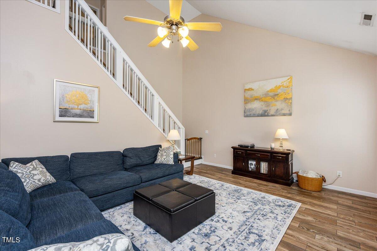 8120 Willowglen Drive