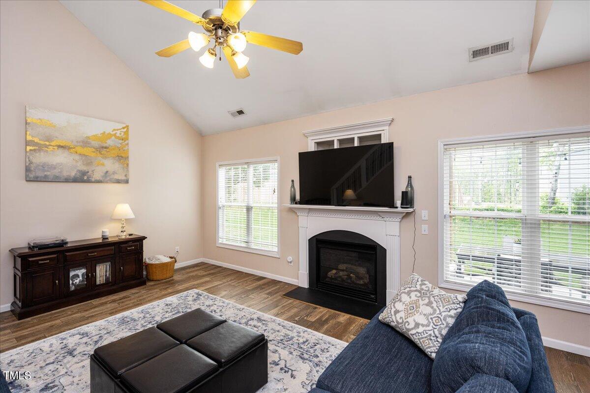 8120 Willowglen Drive