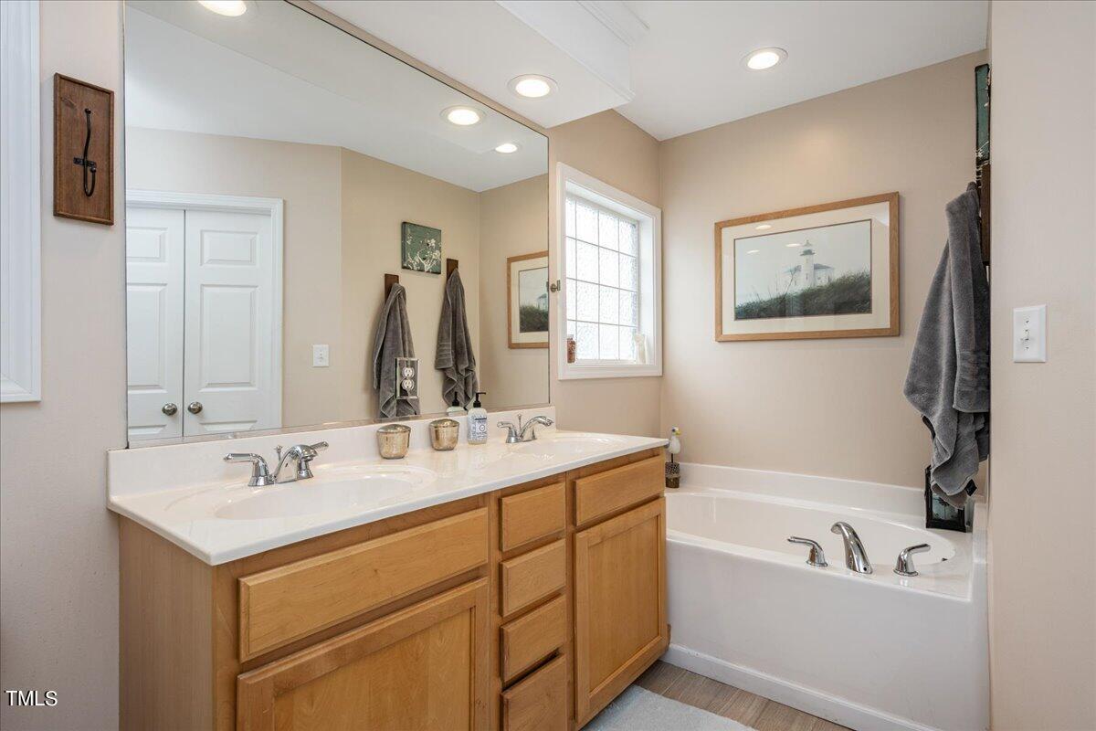 8120 Willowglen Drive