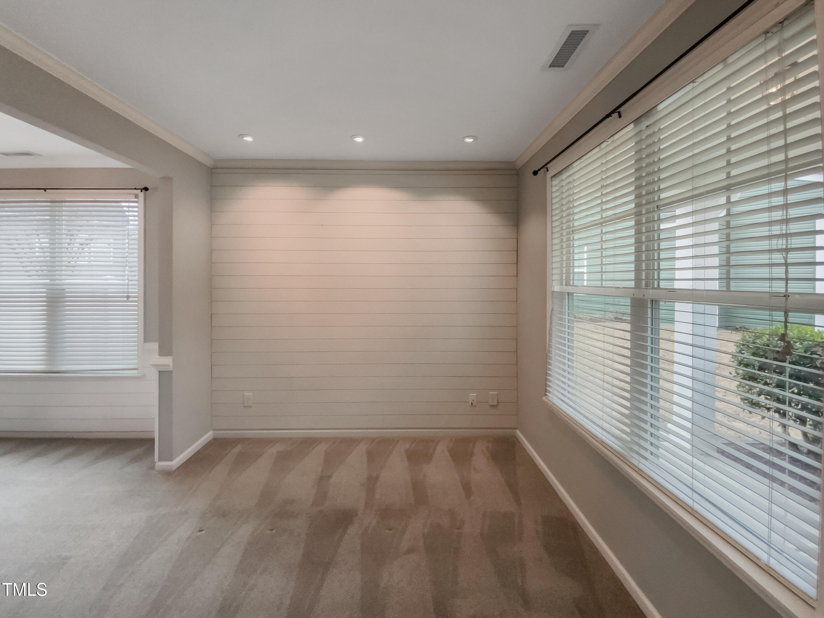 4220 White Kestrel Drive
