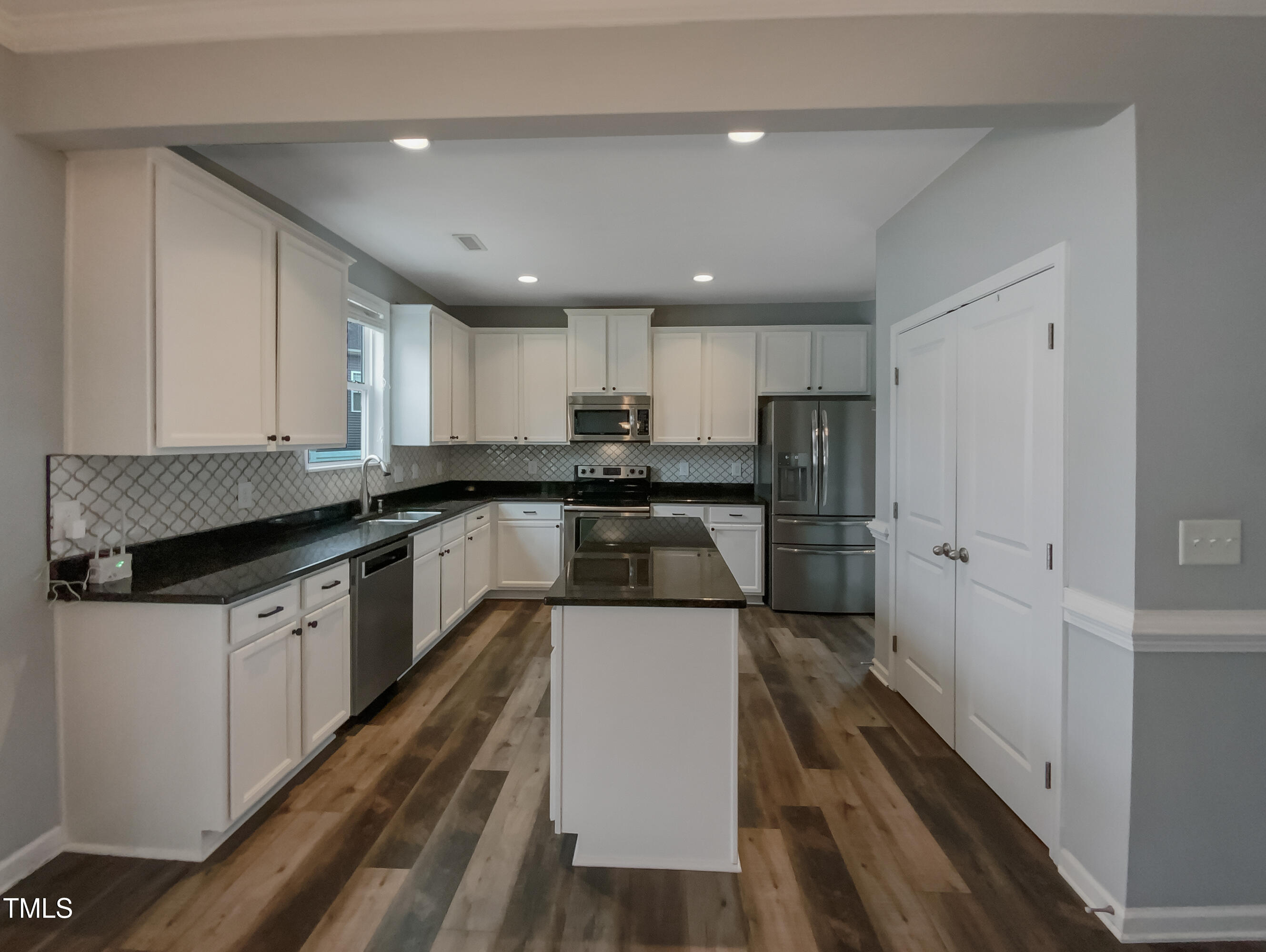 4220 White Kestrel Drive