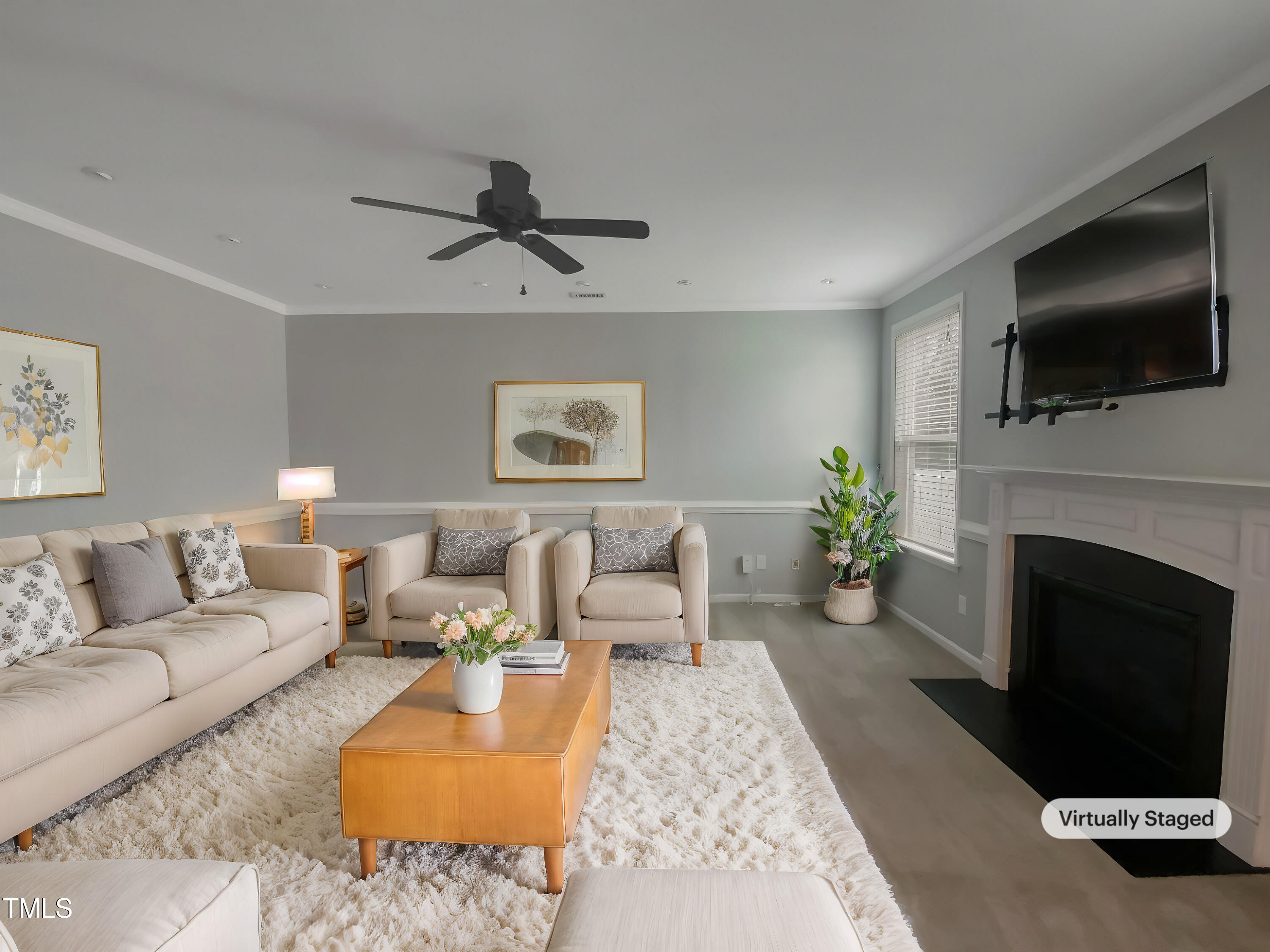 4220 White Kestrel Drive