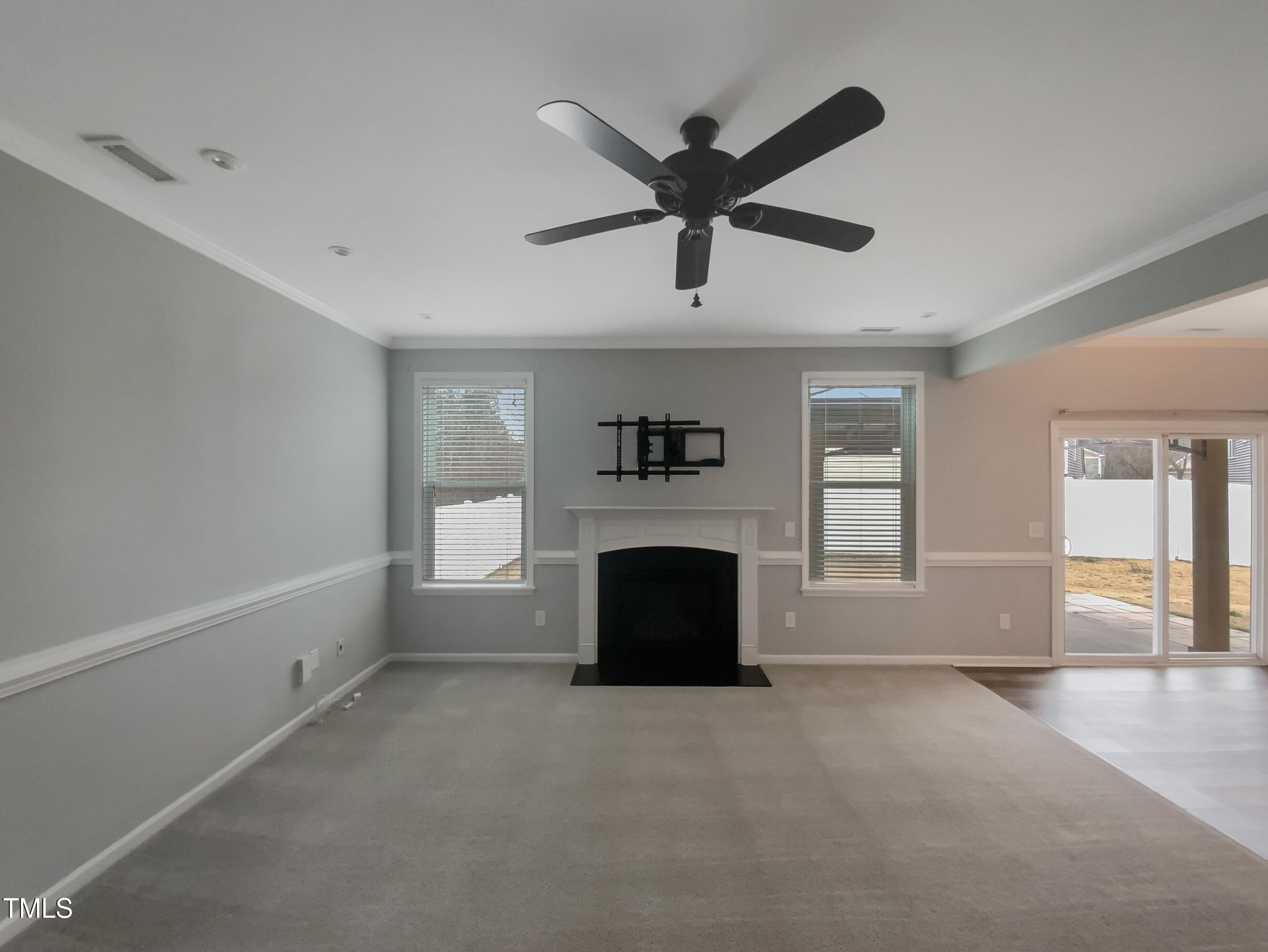 4220 White Kestrel Drive