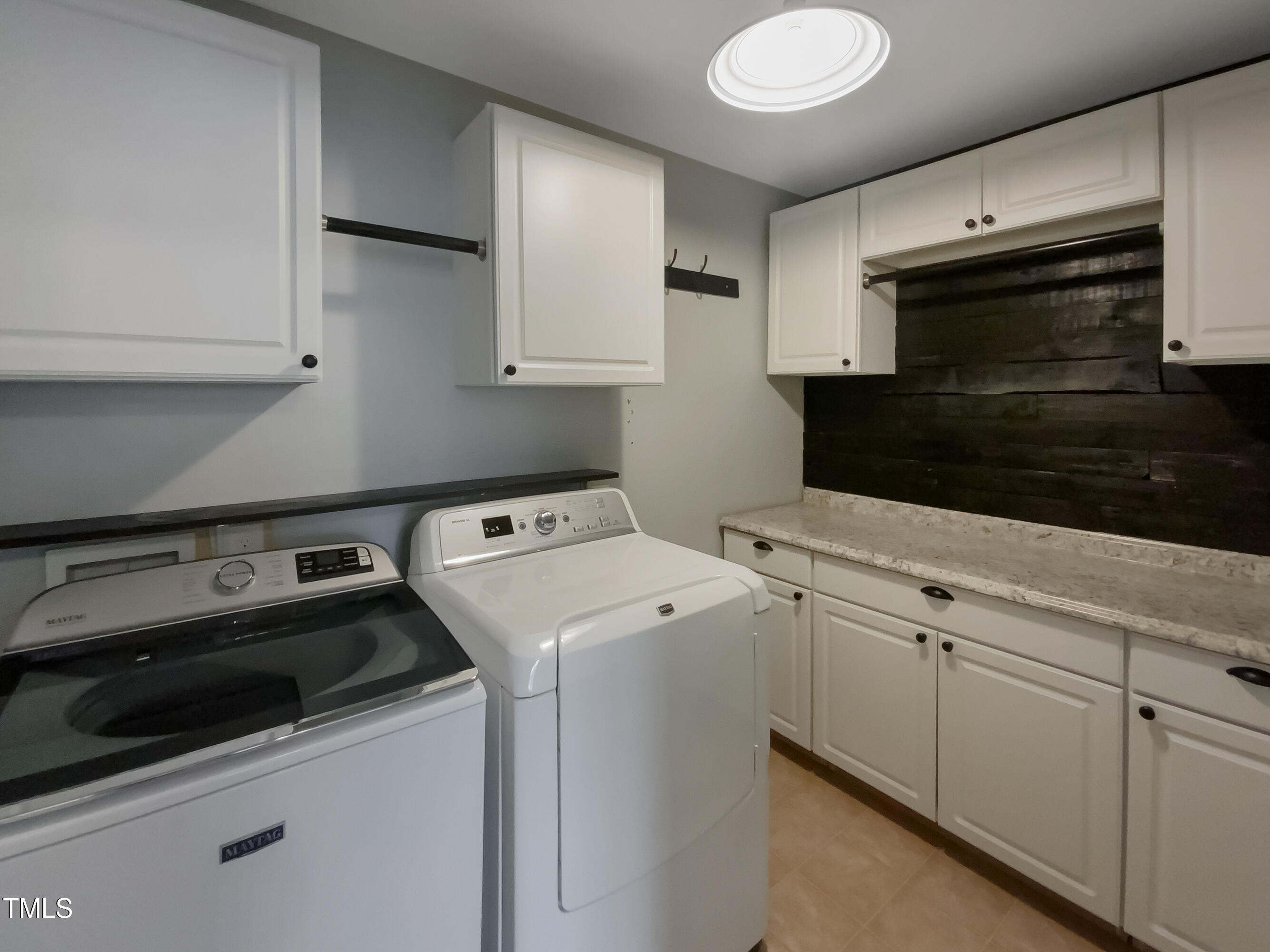 4220 White Kestrel Drive