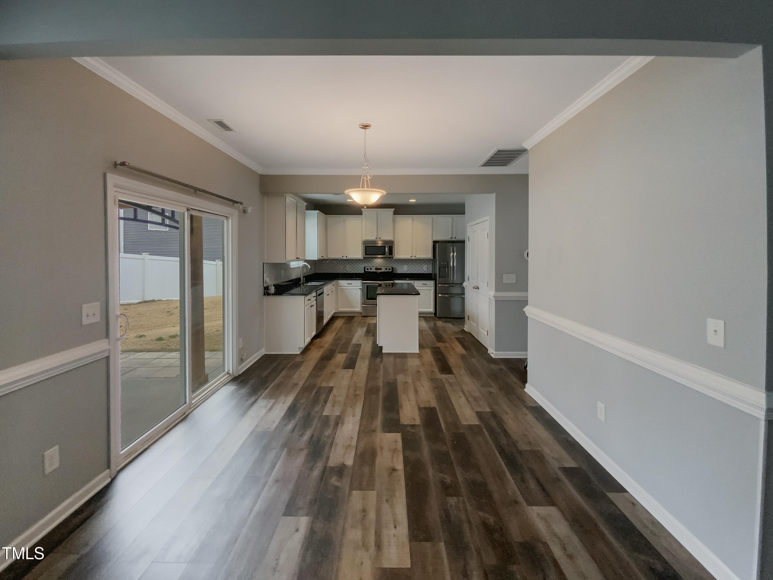 4220 White Kestrel Drive