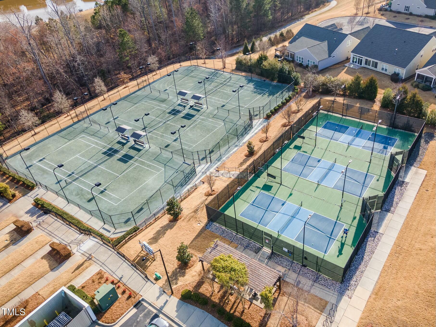 1100 Gaston Manor Drive
